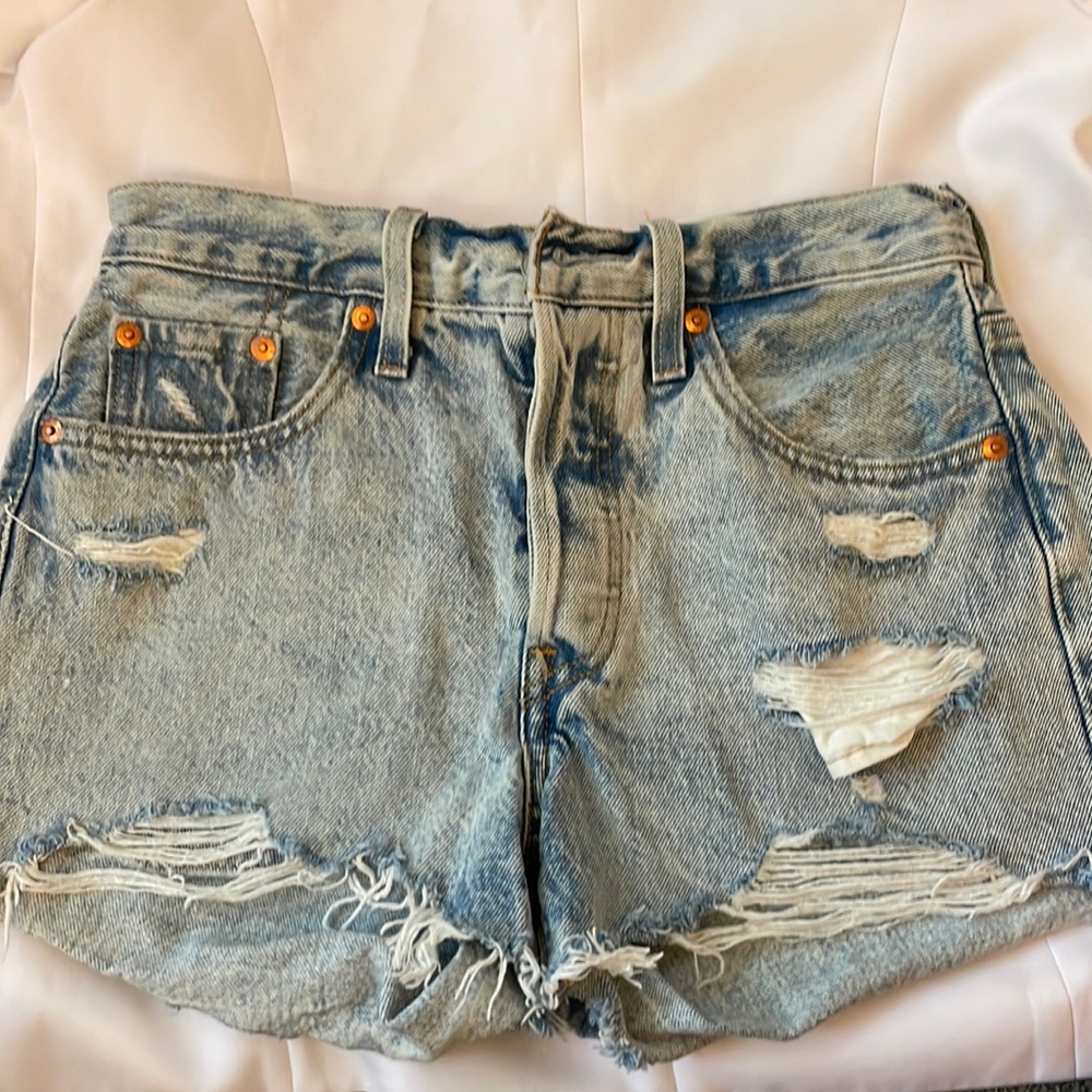 Levi’s shorts